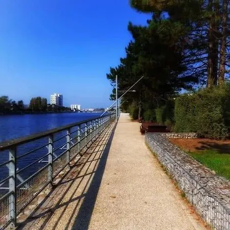 Appartamento Logement Rez-de-chaussee, Entree Privative + Cour Boulogne-sur-Mer